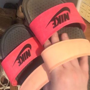 Nike slides